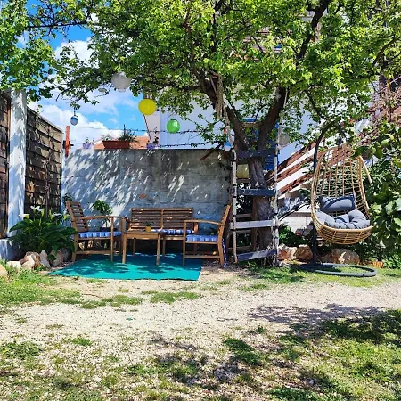 Two Bedroom Apartmant Marijano With Garden Zadar